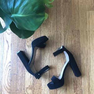 Black Heels Size 7.5 NWOT
